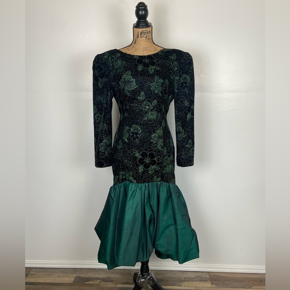Pantagis Vintage 80's Evenings Dress Size 10 Green Velvet USA Fairy Whimsigoth